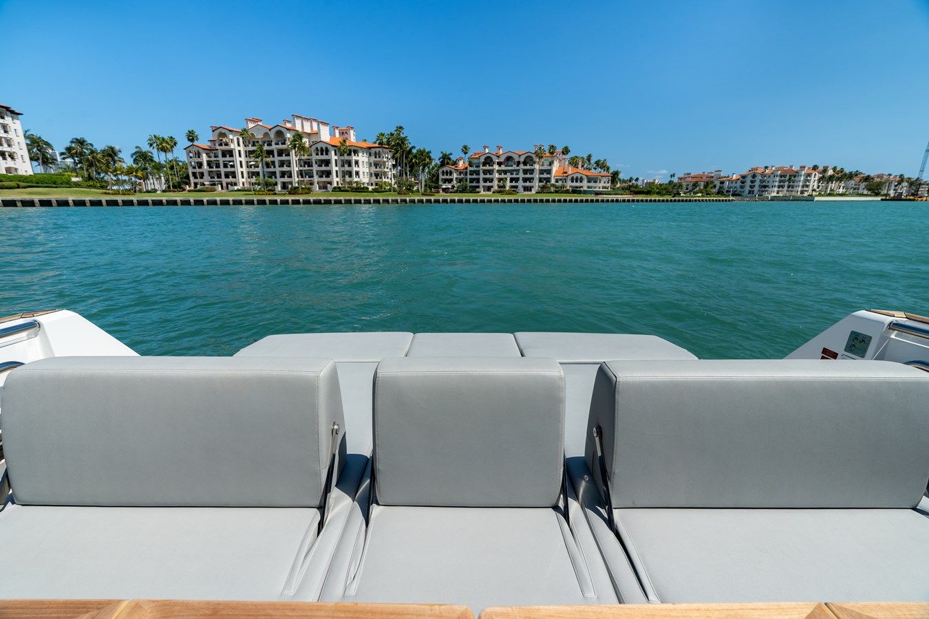 HINJUICE - Fjord yacht sale