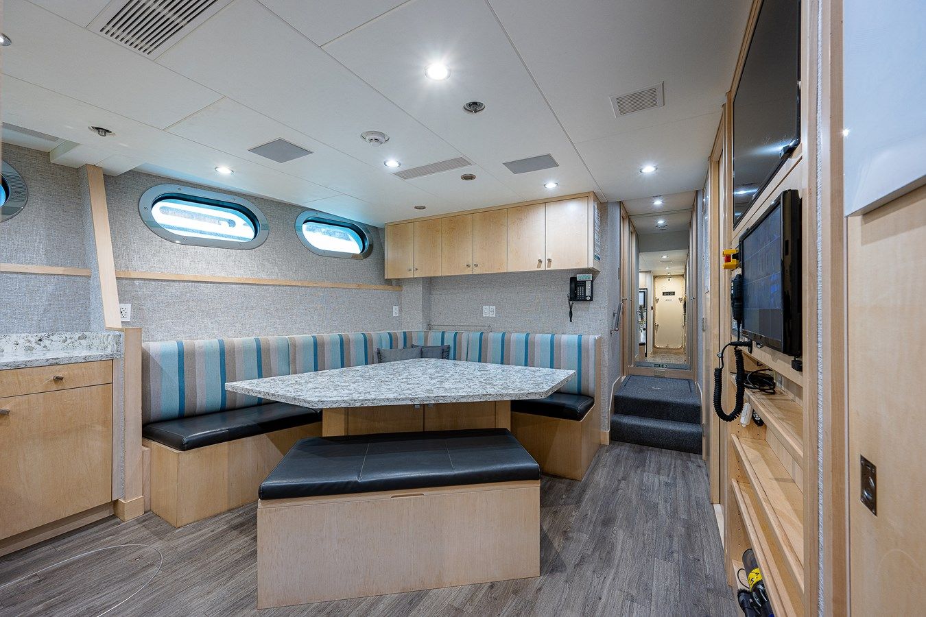 MISSING LINK 43 m Series