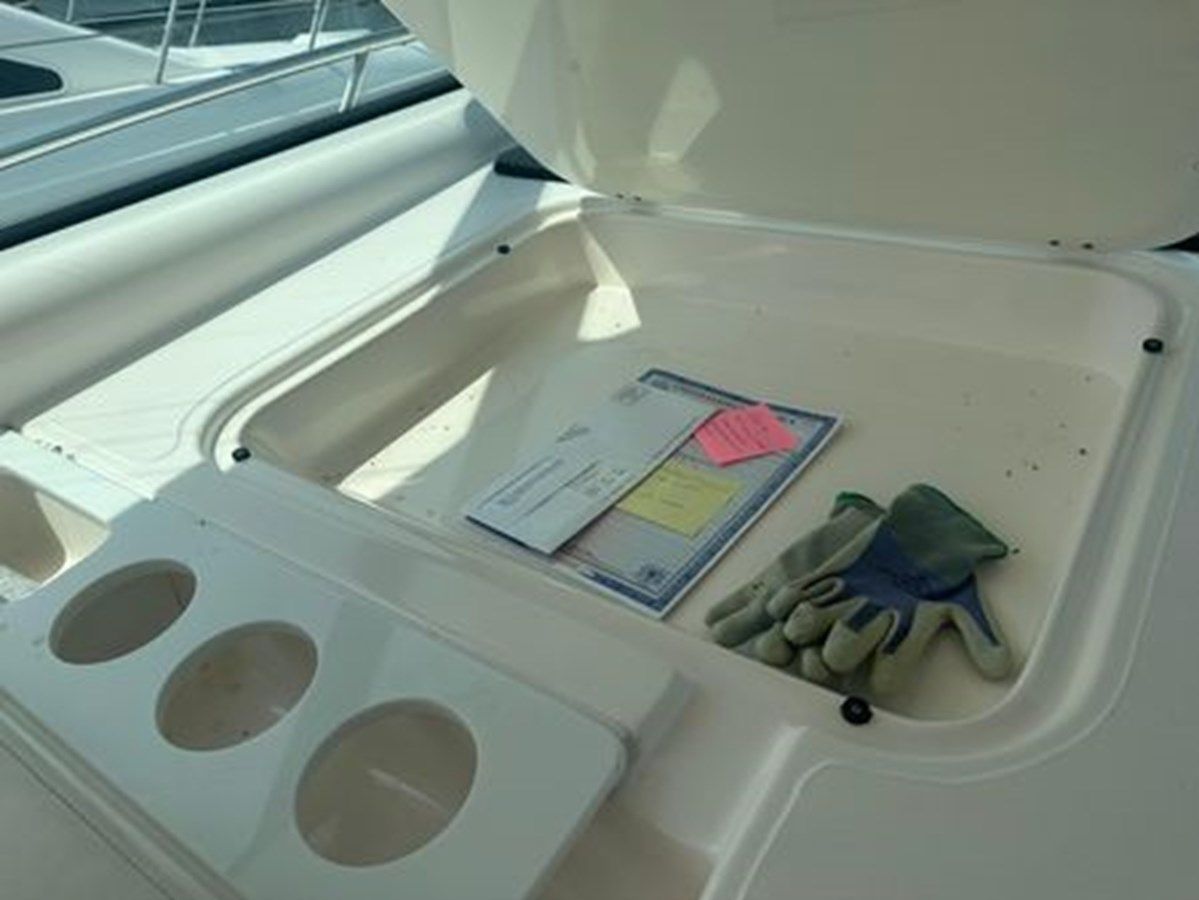 the best price on 2007 Tiara Yachts 4300 Sovran - VOLVO PENTA