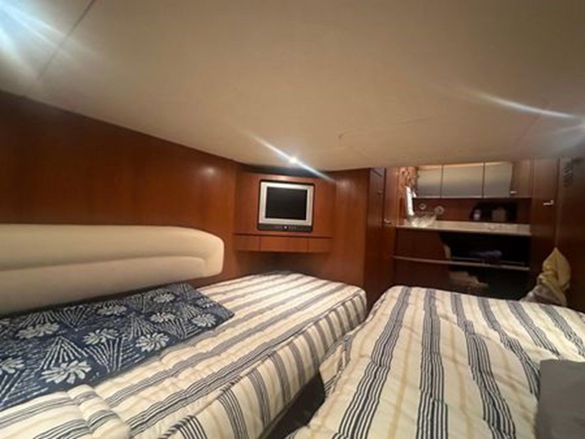 Buy a yacht 2007 Tiara Yachts 4300 Sovran