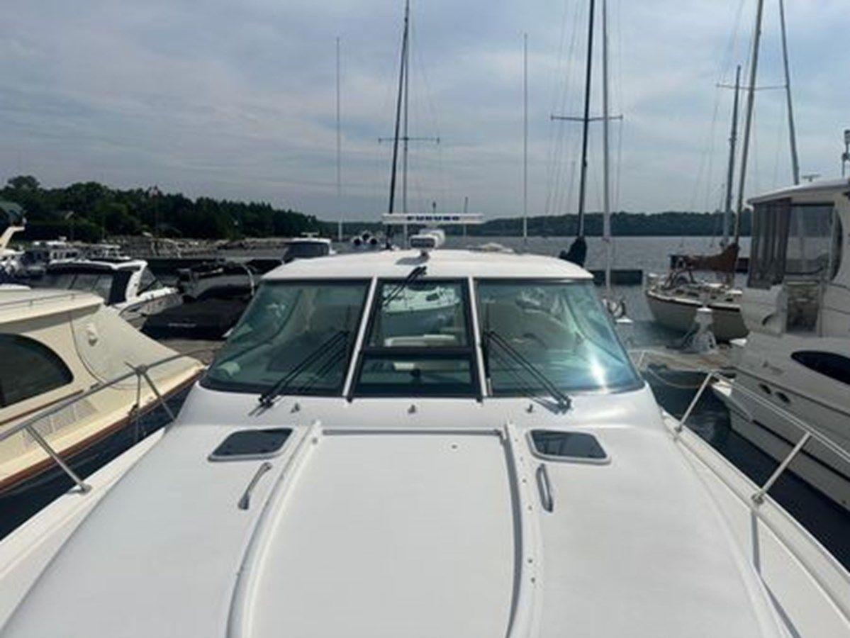 Buy a 2007 Tiara Yachts 4300 Sovran 2007 at Shestakov Yacht Sales