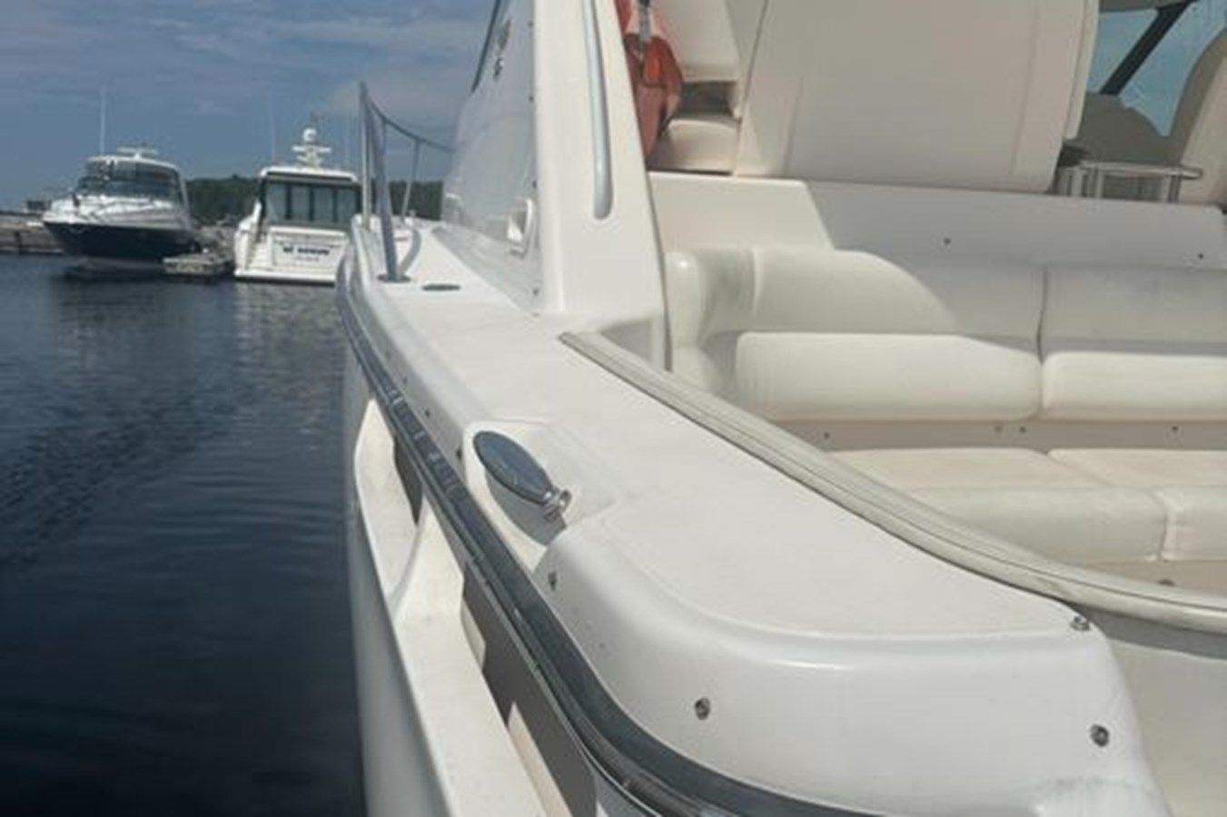 Buy a yacht 2007 Tiara Yachts 4300 Sovran - VOLVO PENTA