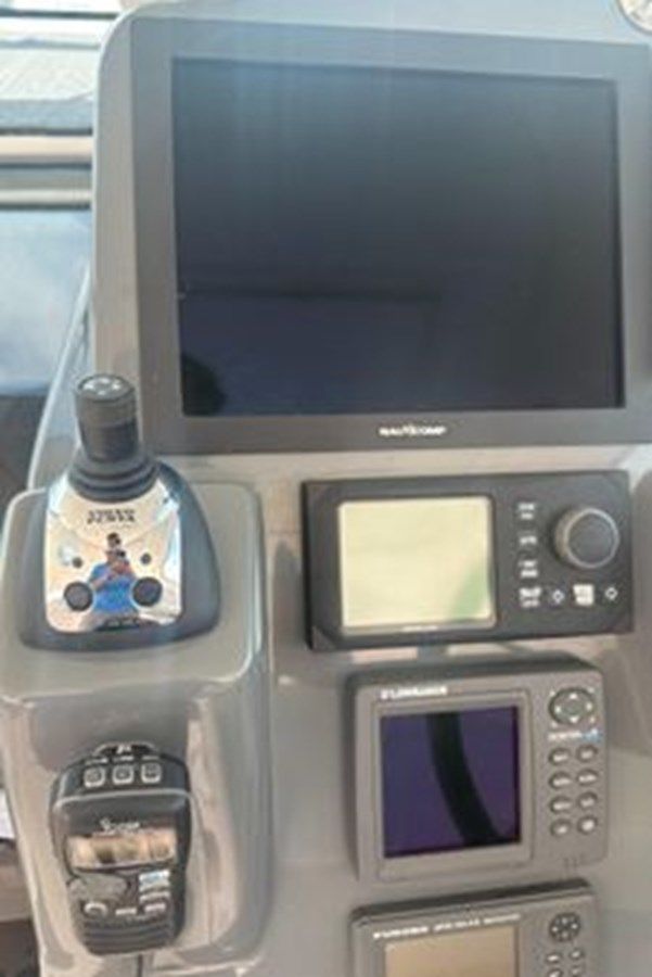 Buy a 2007 Tiara Yachts 4300 Sovran 2007 at Shestakov Yacht Sales