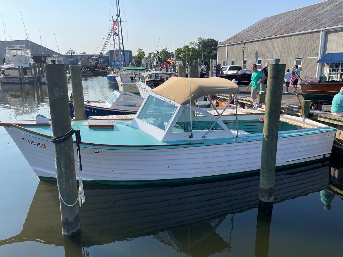 best yacht sales deals Sea Glass - MACKENZIE