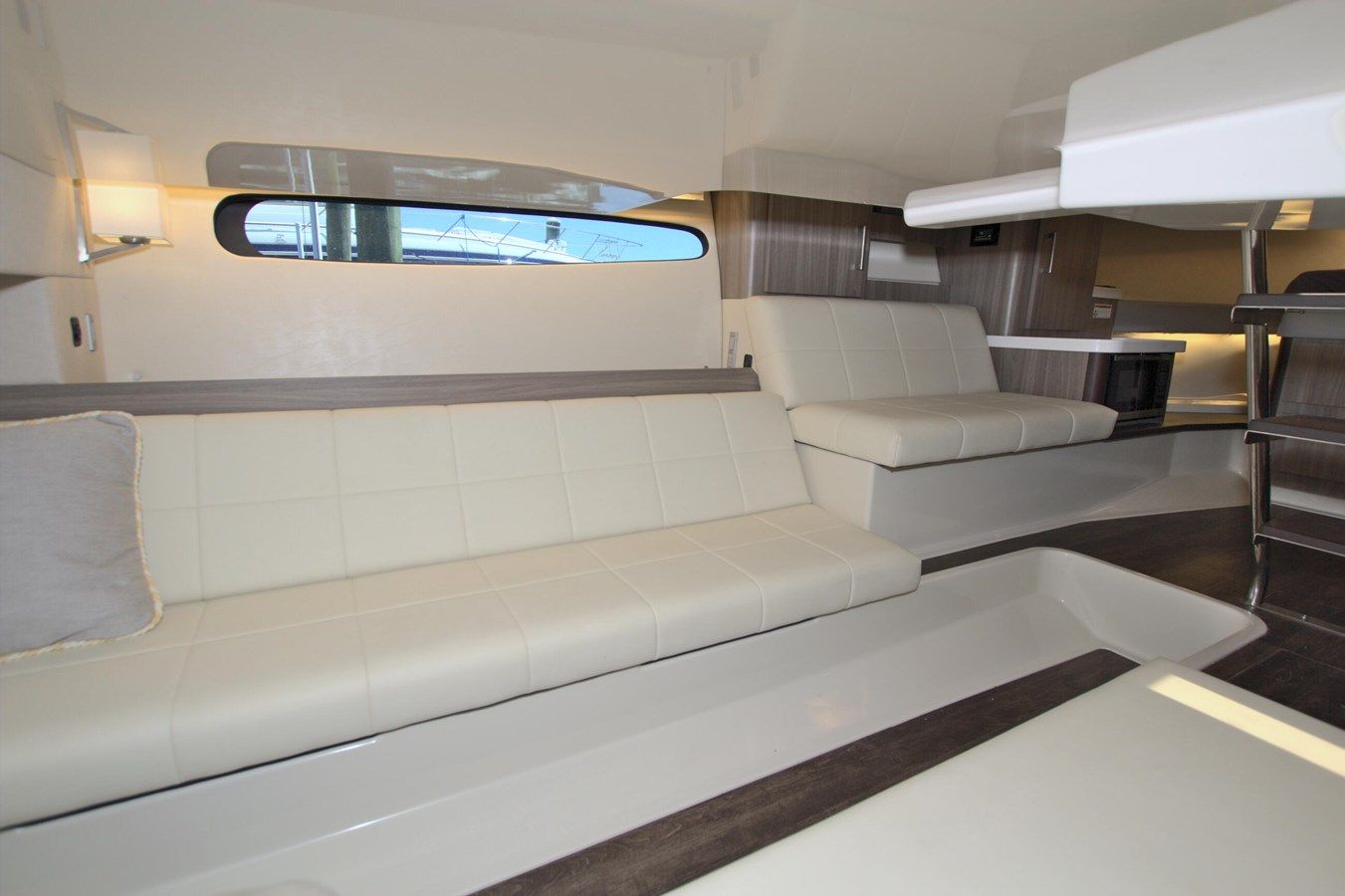 the best price on Elena Trinidad