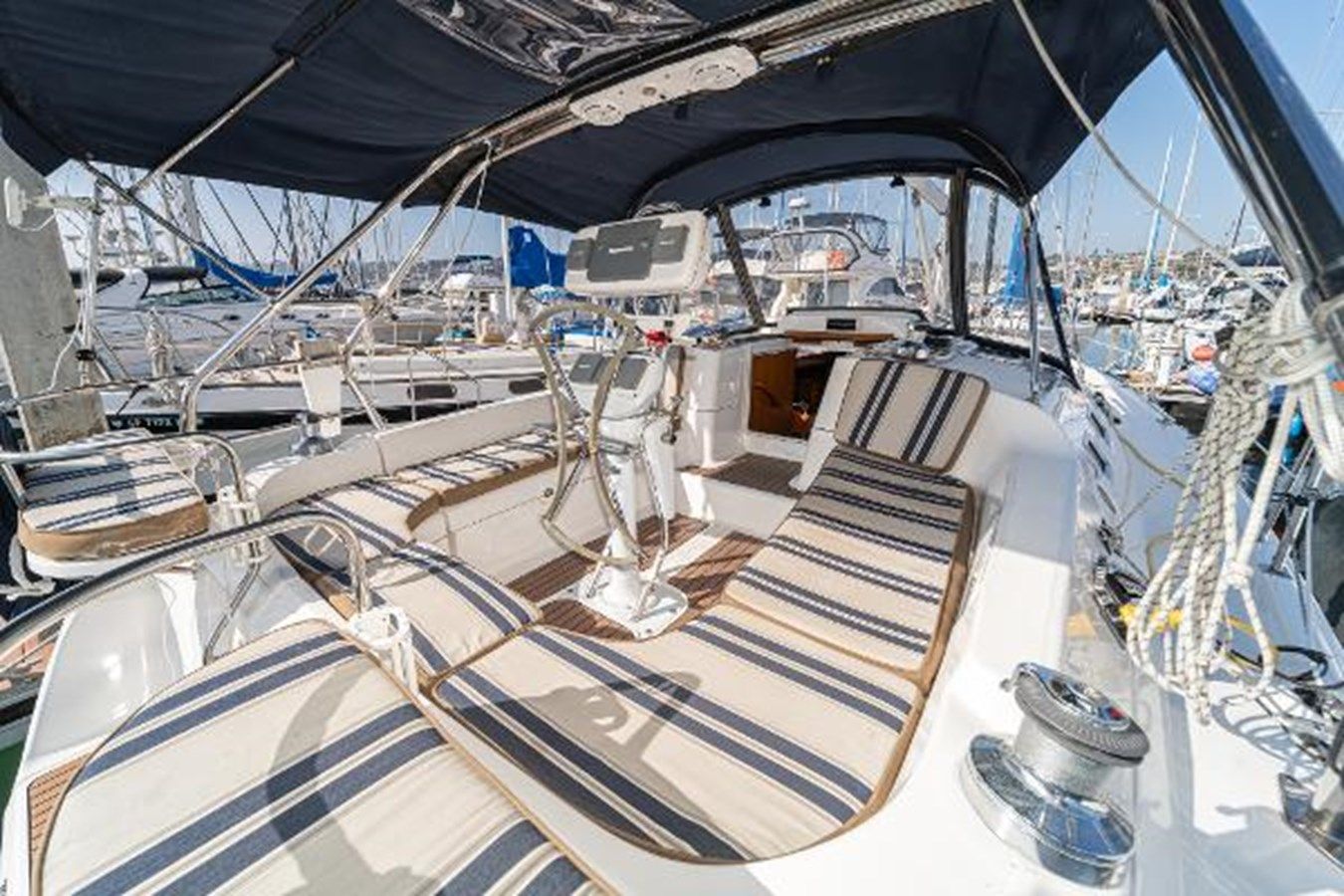 Продажа яхты Saba Rock'N - HUNTER