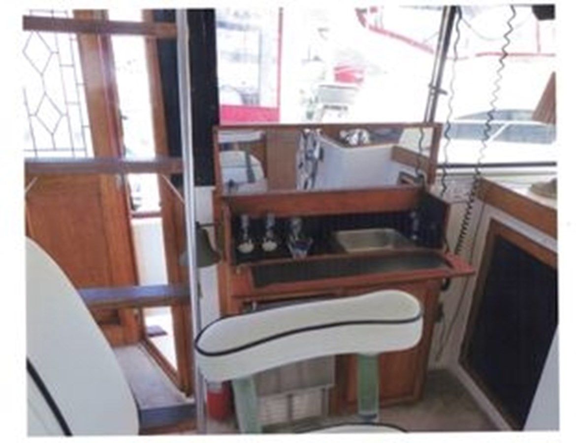 best yacht sales deals 1979 Trojan FBMY