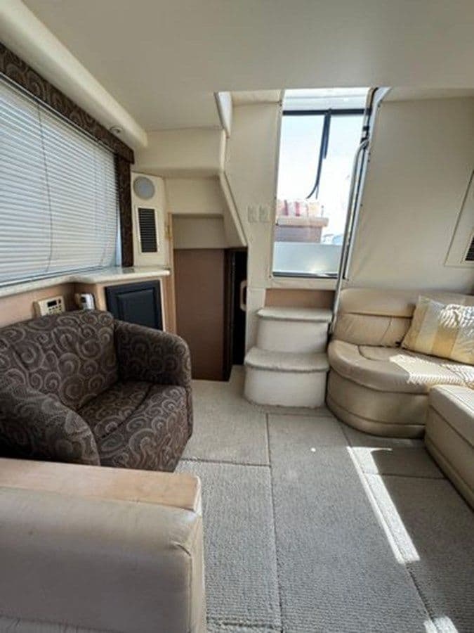 2000 Carver 356 Aft Cabin Motor Yacht - Carver Yachts