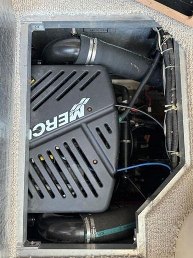 Buy a 2000 Carver 356 Aft Cabin Motor Yacht - Carver Yachts at Shestakov Yacht Sales