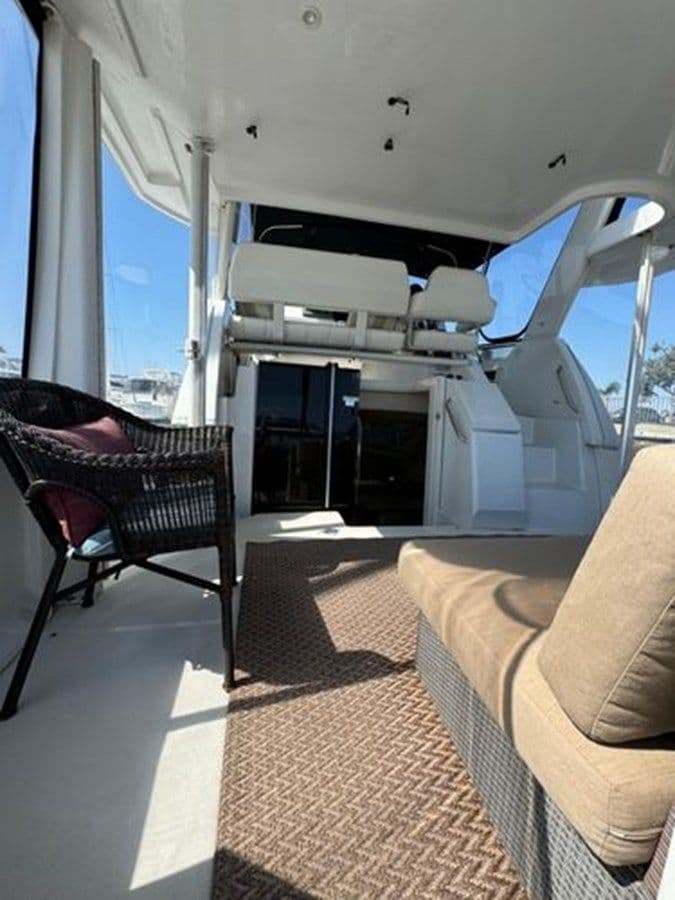 best yacht sales deals 2000 Carver 356 Aft Cabin Motor Yacht - Carver Yachts