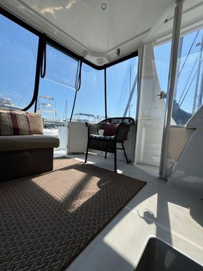 the best price on 2000 Carver 356 Aft Cabin Motor Yacht - Carver Yachts