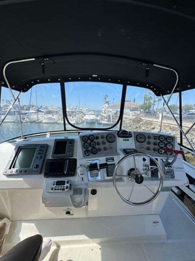 2000 Carver 356 Aft Cabin Motor Yacht - Carver Yachts price