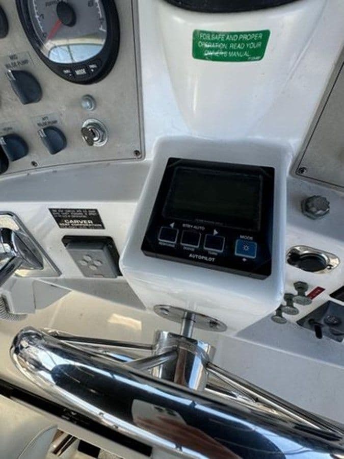 2000 Carver 356 Aft Cabin Motor Yacht - Carver Yachts price
