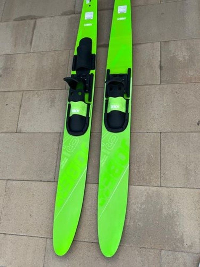 Купить 2021 Axopar X Jobe The Revolve XXII 2021