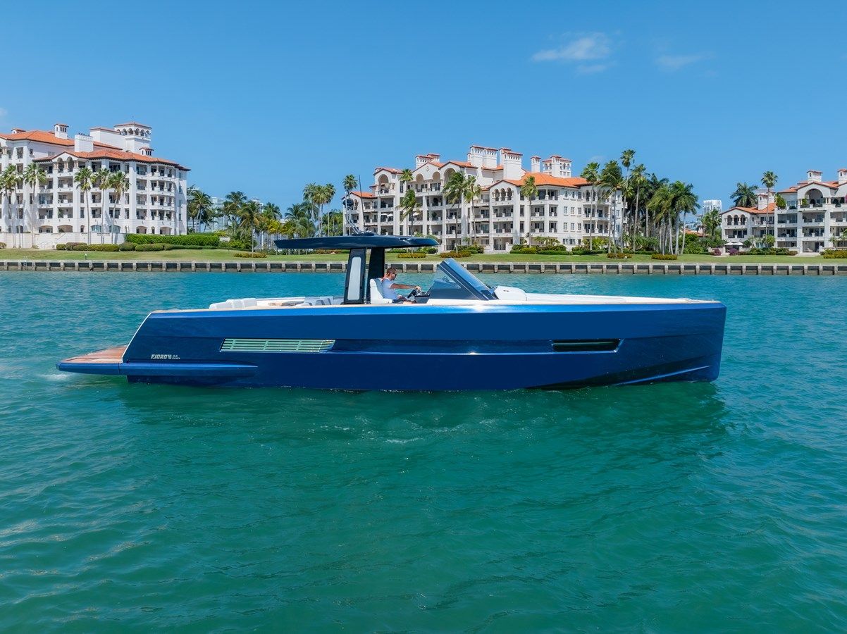 Buy a yacht HINJUICE - Fjord