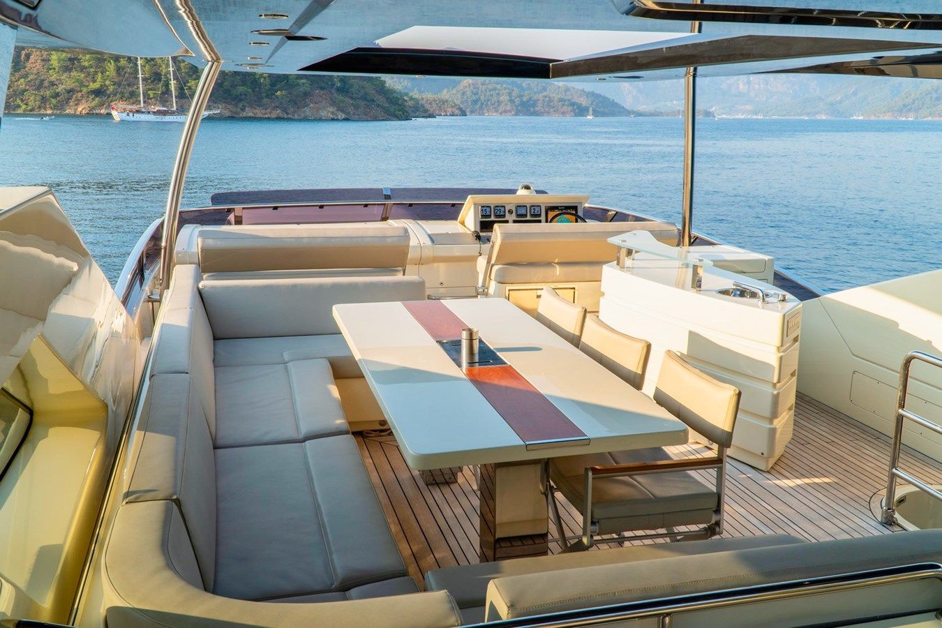 Buy a DOLLY - Dominator S.r.l. at Shestakov Yacht Sales