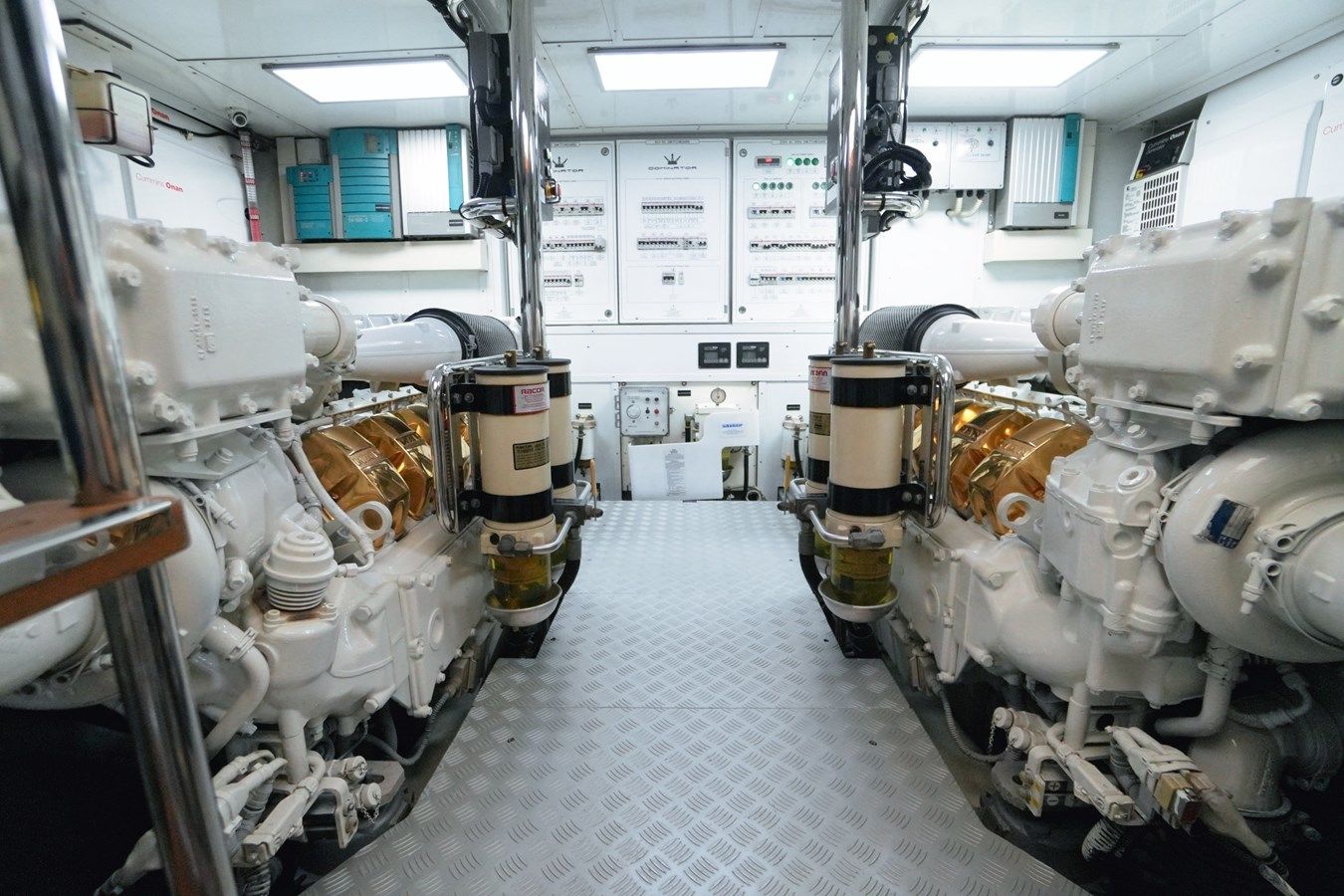 the best price on DOLLY