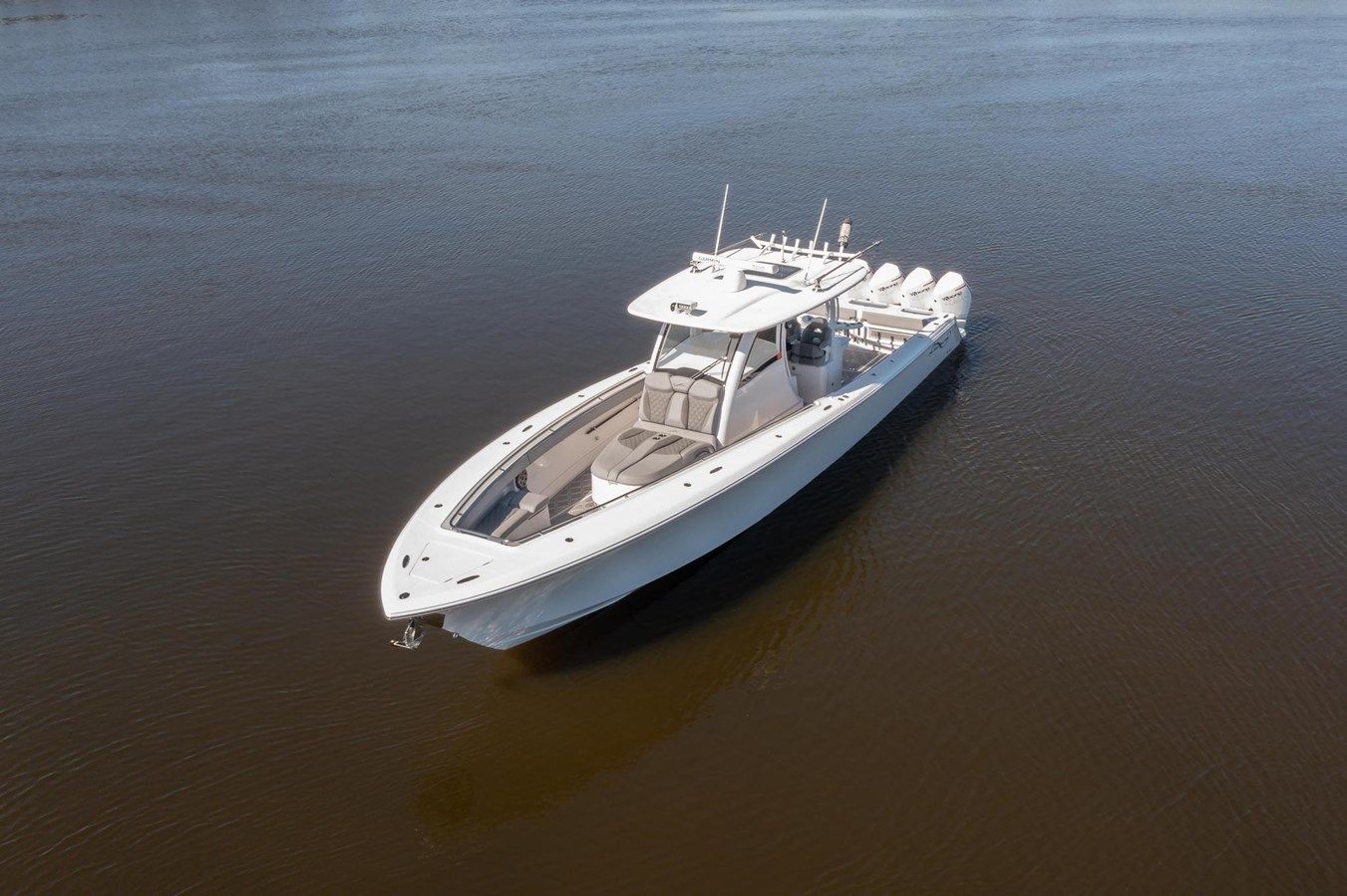 Стоимость яхты Grey Goose - BLACK WATER BOATS