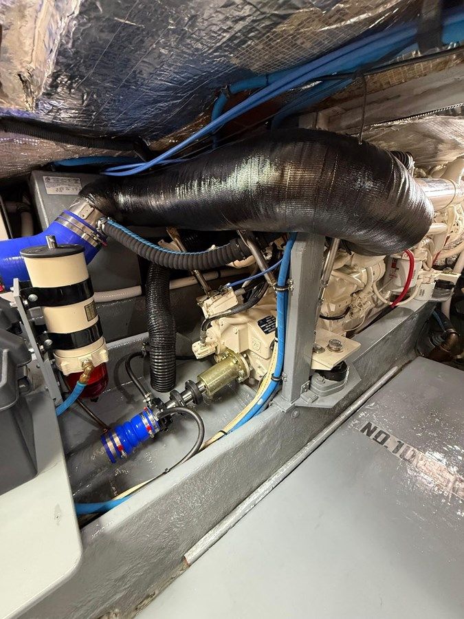 - - SEA RAY yacht sale