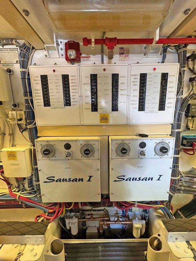 Hatteras 68 Convertible price