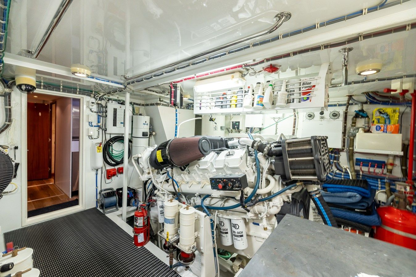 Outrageous - Hatteras price