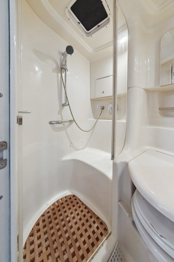 Лучшие предложения покупки яхты Sea Ray 380 Sundancer