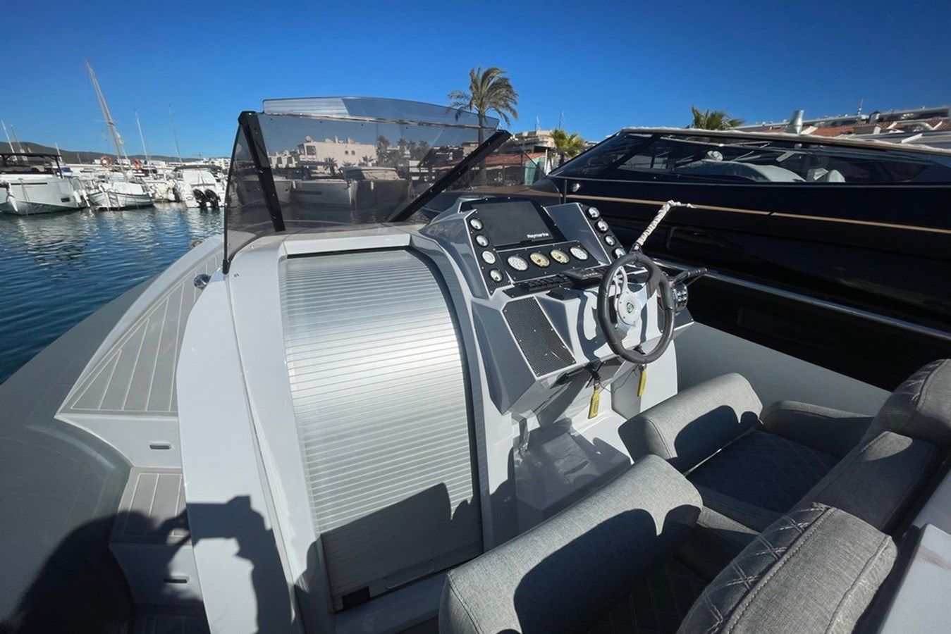 the best price on SACS STRIDER 12.S