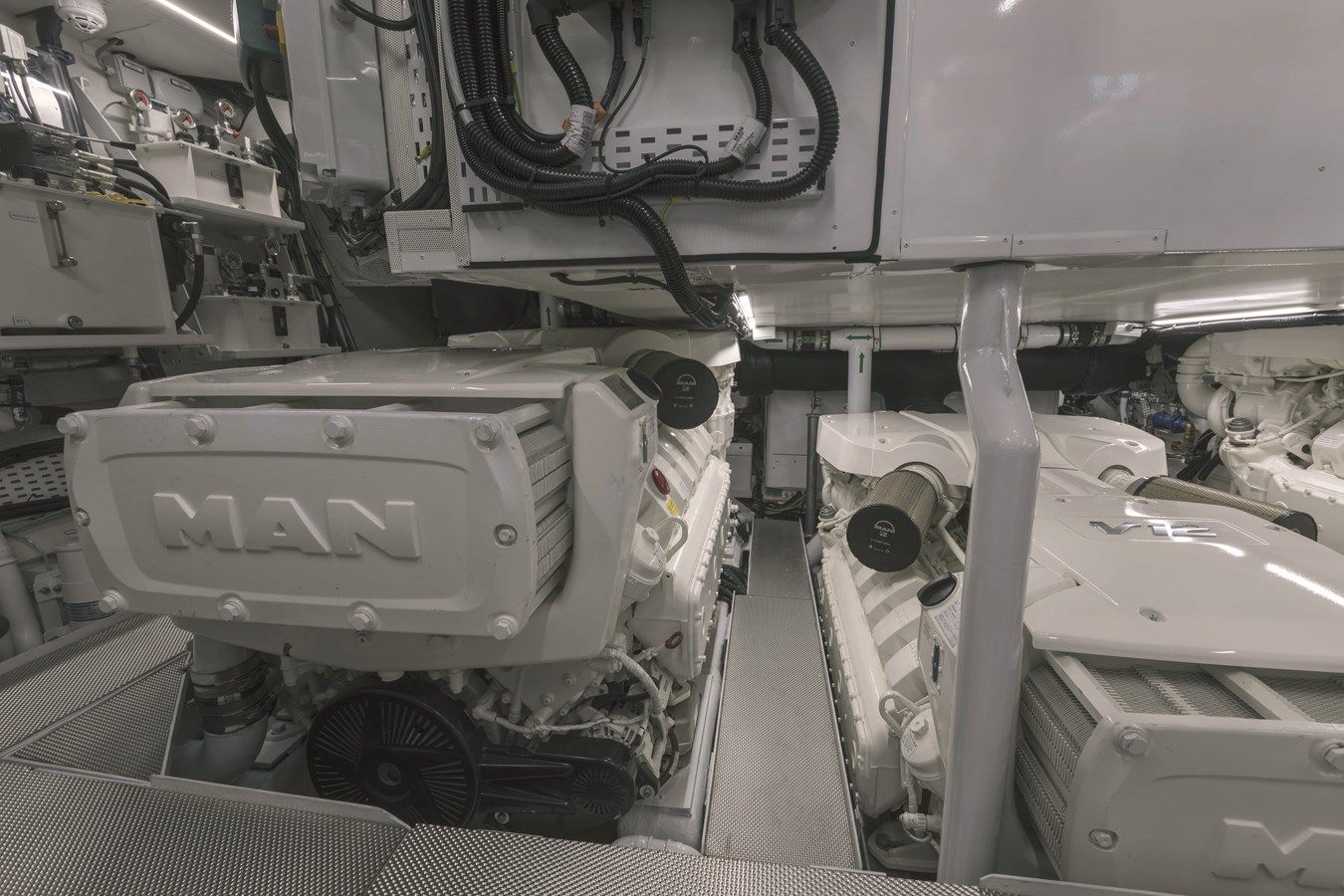 Buy a AB 80 - AB Yachts at Shestakov Yacht Sales