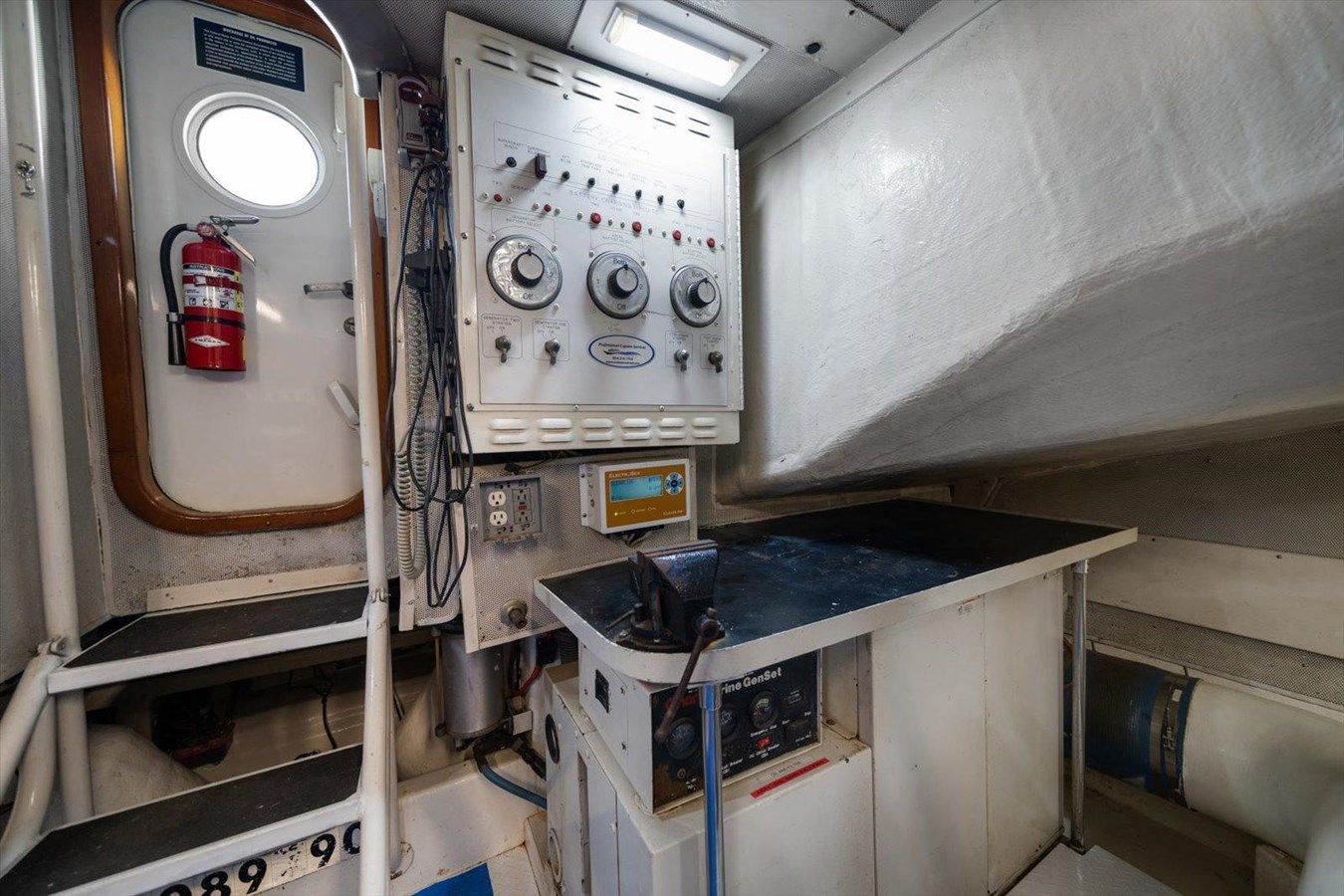 best yacht sales deals Octopi 1997