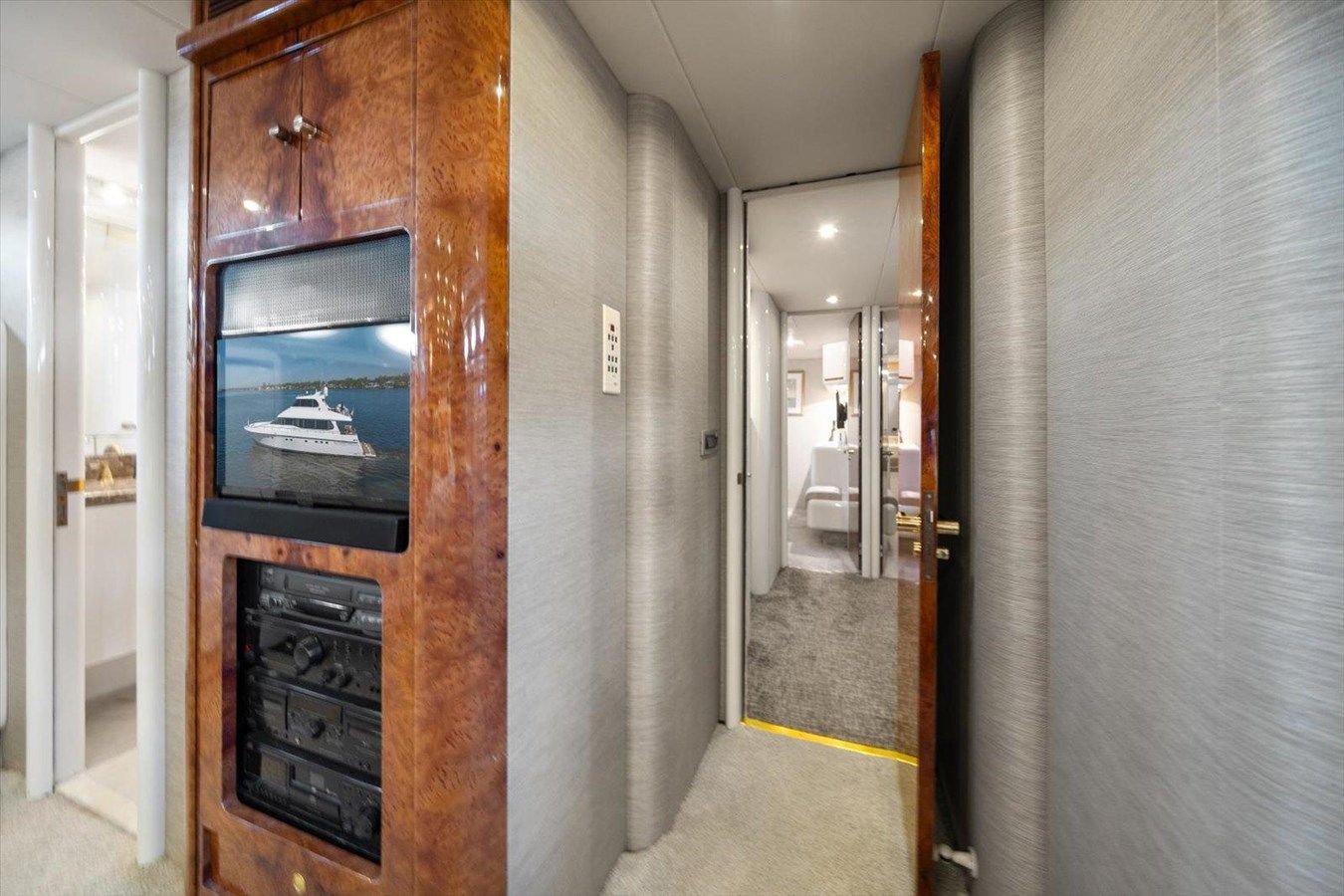 best yacht sales deals Octopi EB 76