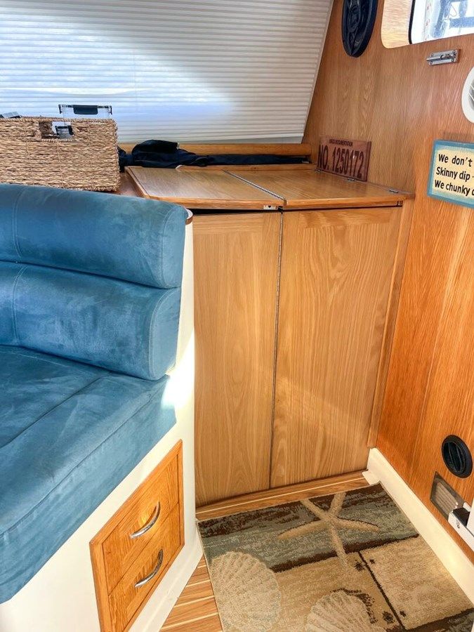 best yacht sales deals ADVENTURE 2010