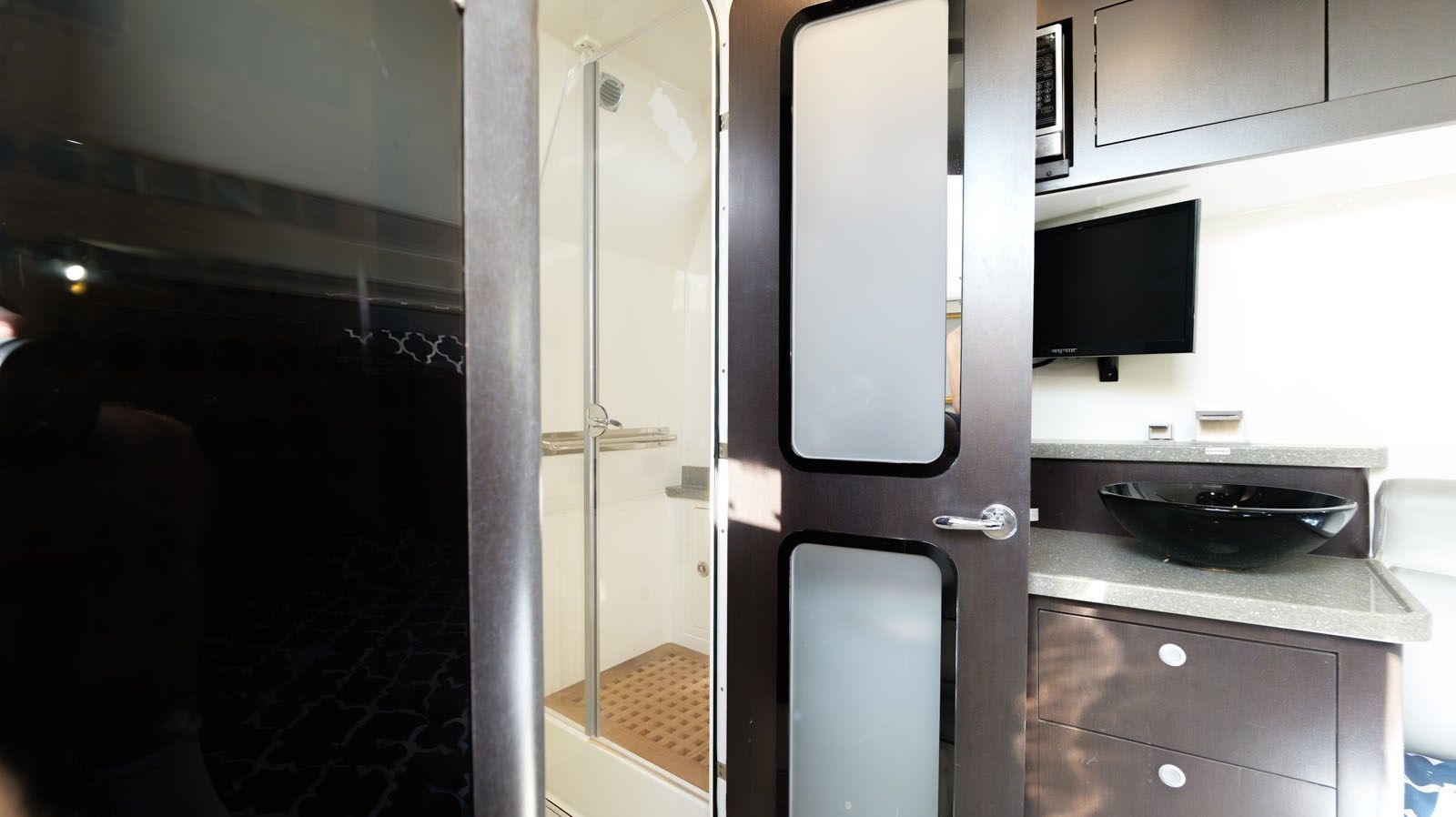 REEL ADDICTION - HCB price