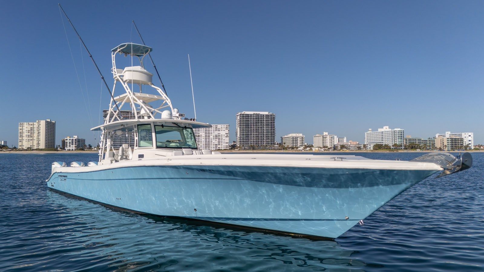 REEL ADDICTION 2016 yacht sale