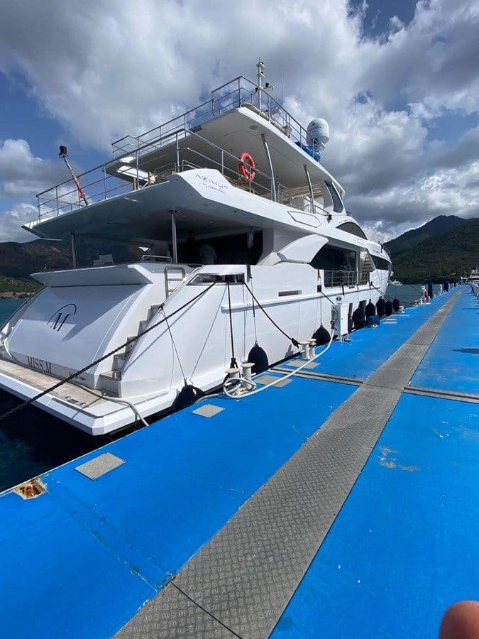 the best price on MISS M 2020