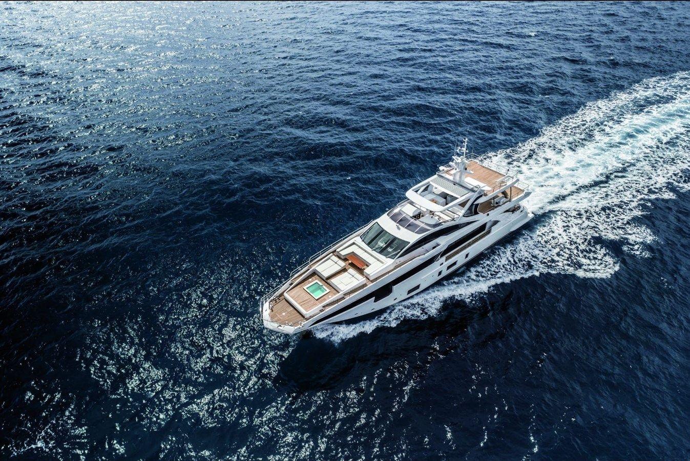 the best price on MISS M - Azimut Yachts