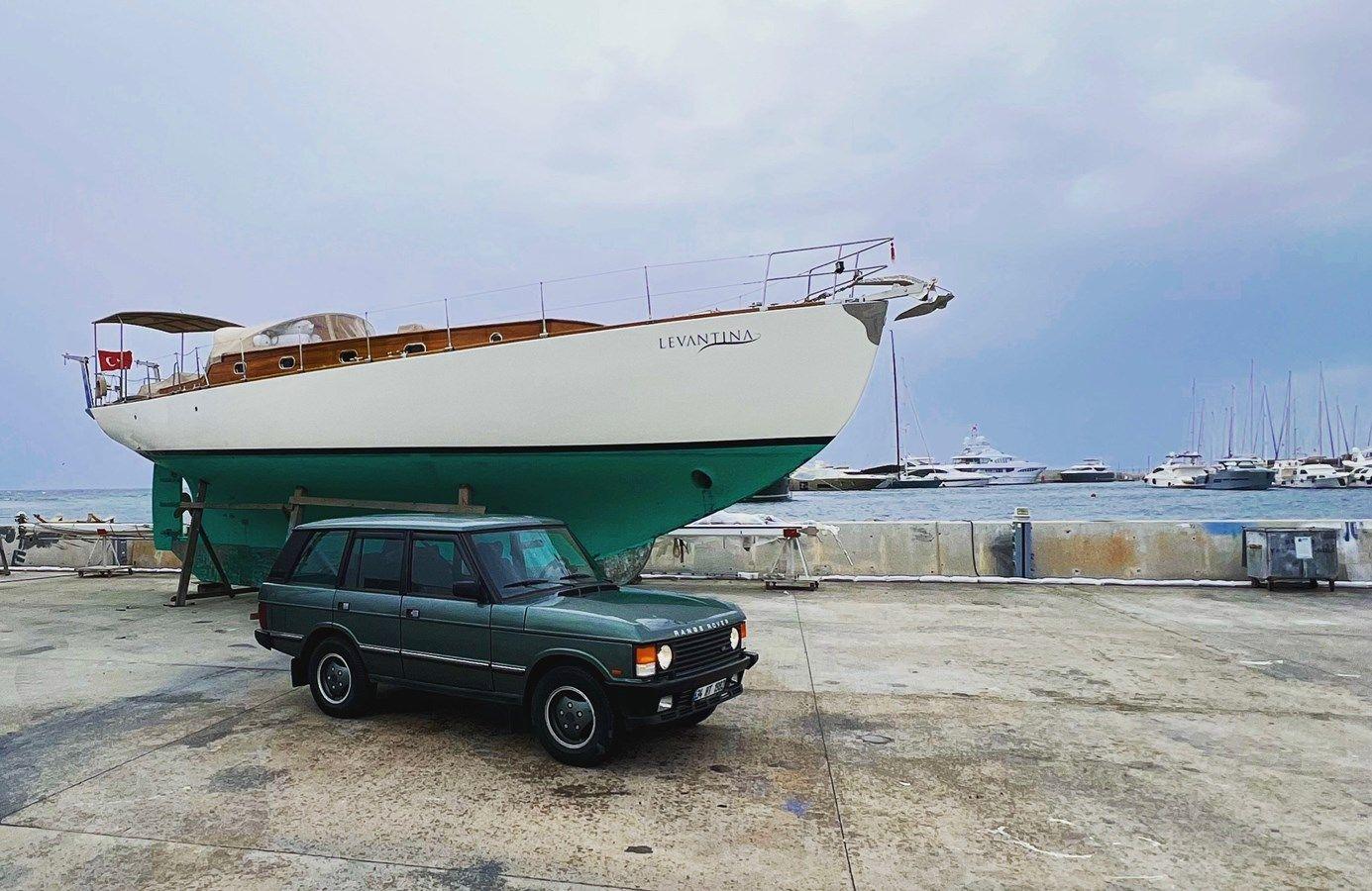 Buy a yacht Levantina 2003