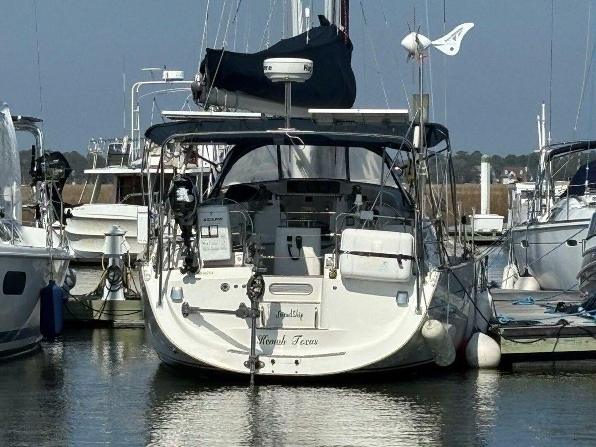 Buy a FriendShip 42 RST at Shestakov Yacht Sales