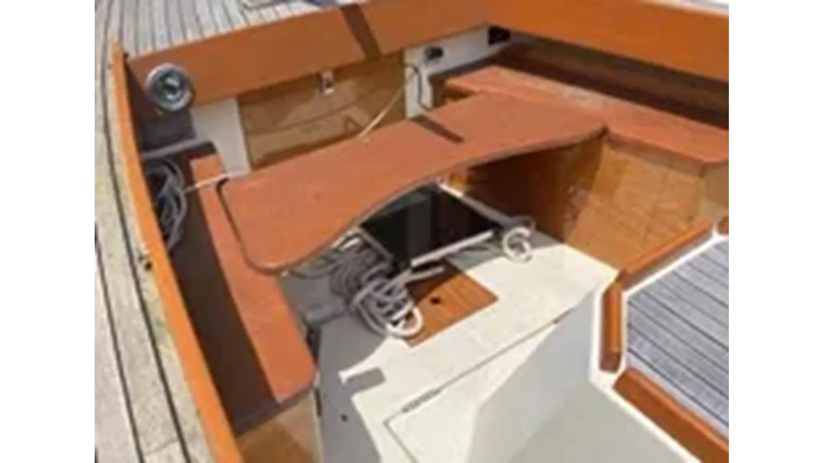 the best price on 2001 Tofinou 7m