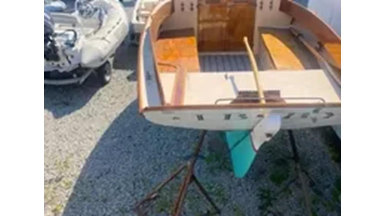 Купить 1990 Golden Era Petrel - PETRAL BOATS