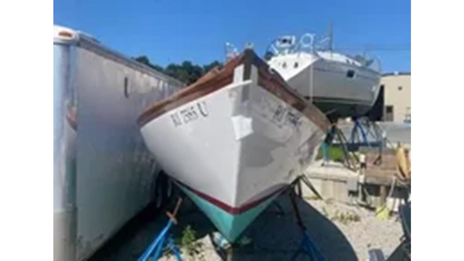 Купить яхту 1990 Golden Era Petrel Golden Era в Shestakov Yacht Sales