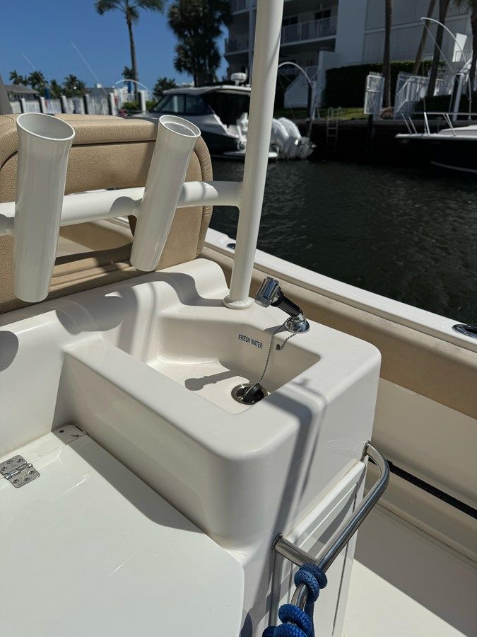 2018 Key West Billistic 281 Center Console