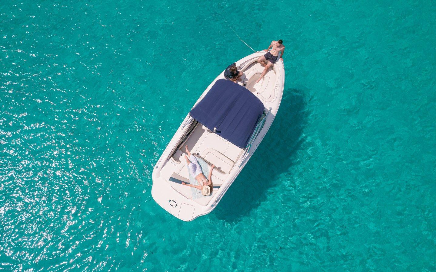 Стоимость яхты Sea Ray 220 Select - SEA RAY