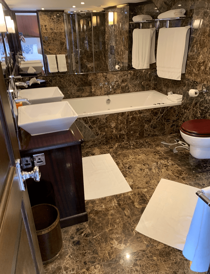 Лучшие предложения покупки яхты Trafalgar - CUSTOM