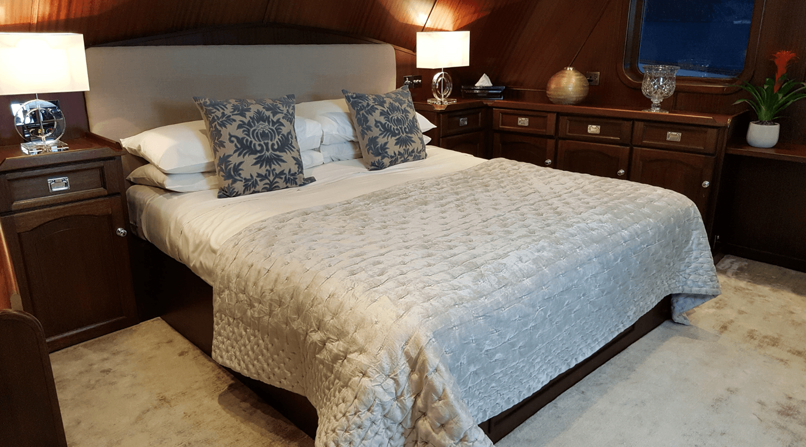 Лучшие предложения покупки яхты Trafalgar