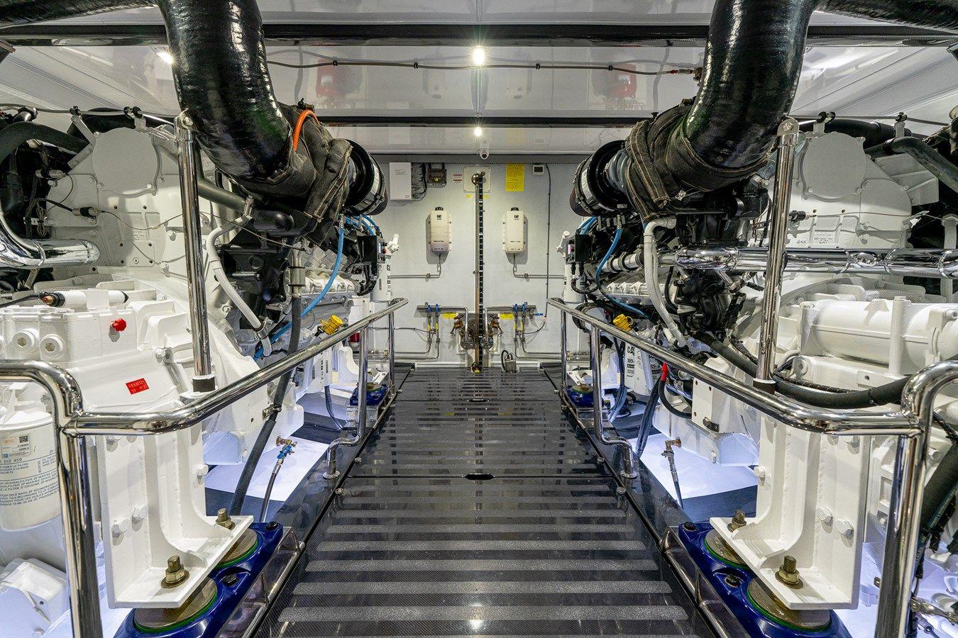 Buy a TOP TIMES 100V at Shestakov Yacht Sales