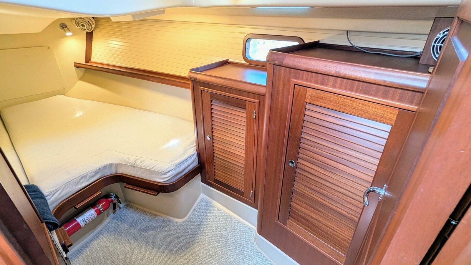 best yacht sales deals Offline 38