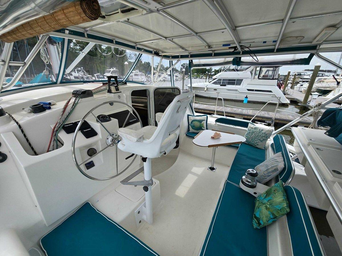 Buy a Storyteller - MANTA at Shestakov Yacht Sales