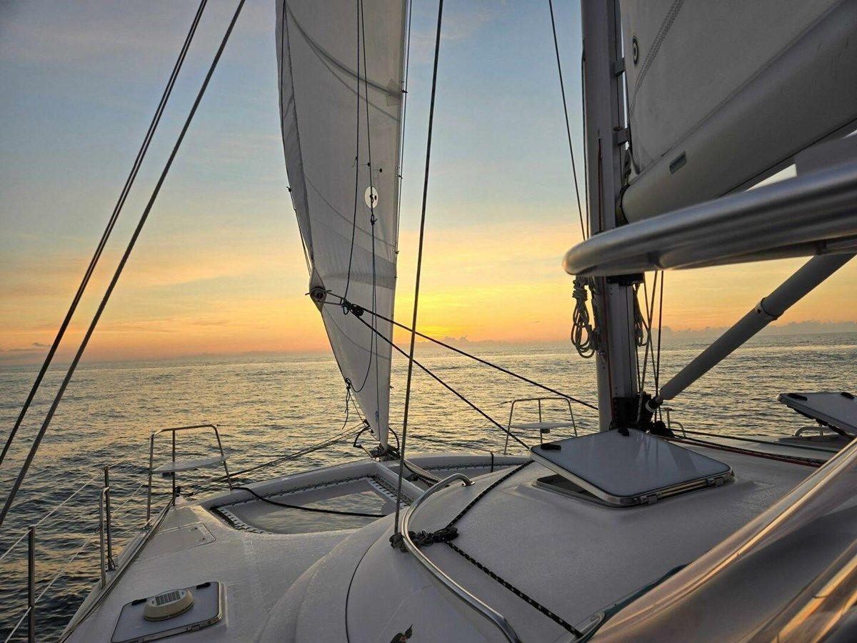 best yacht sales deals Storyteller 2007