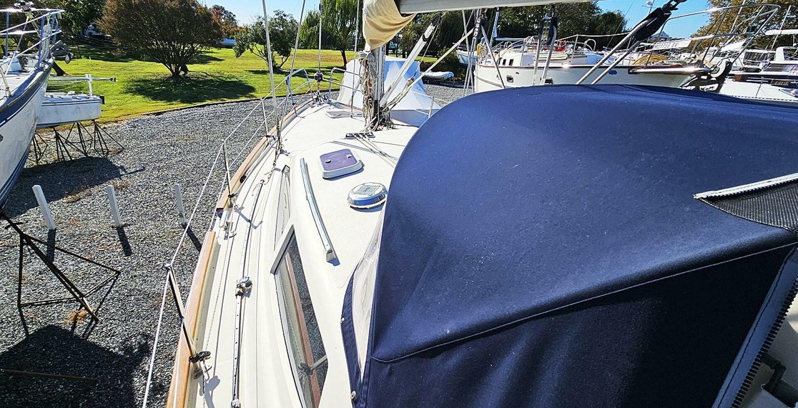 Gratitude 2004 yacht sale