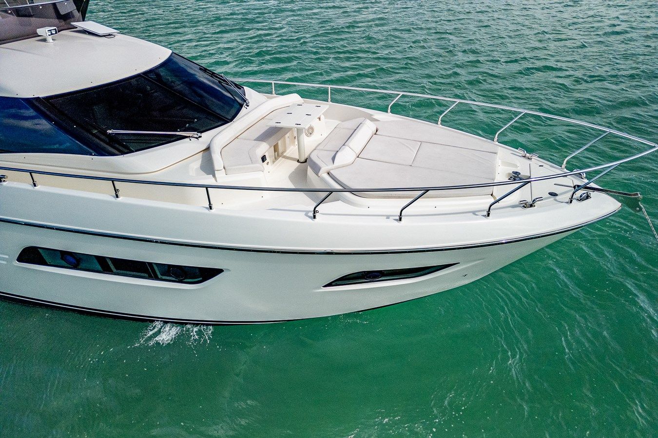 FUNSEEKER - Ferretti Yachts price